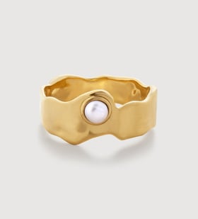 Nura Round Pearl Ring in 18k Gold Vermeil on Sterling Silver