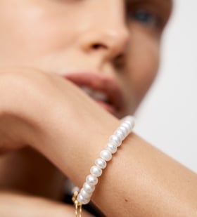 Alternate view of Gold Vermeil Nomade Pearl Bracelet - Pearl - Monica Vinader