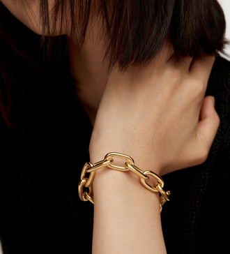 Alternate view of Gold Vermeil Kate Young Bold Link Bracelet - Monica Vinader