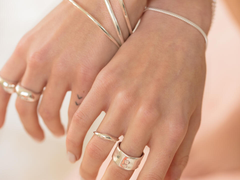 6 Differences Between Silver Plated Vs Sterling Silver Monica Vinader