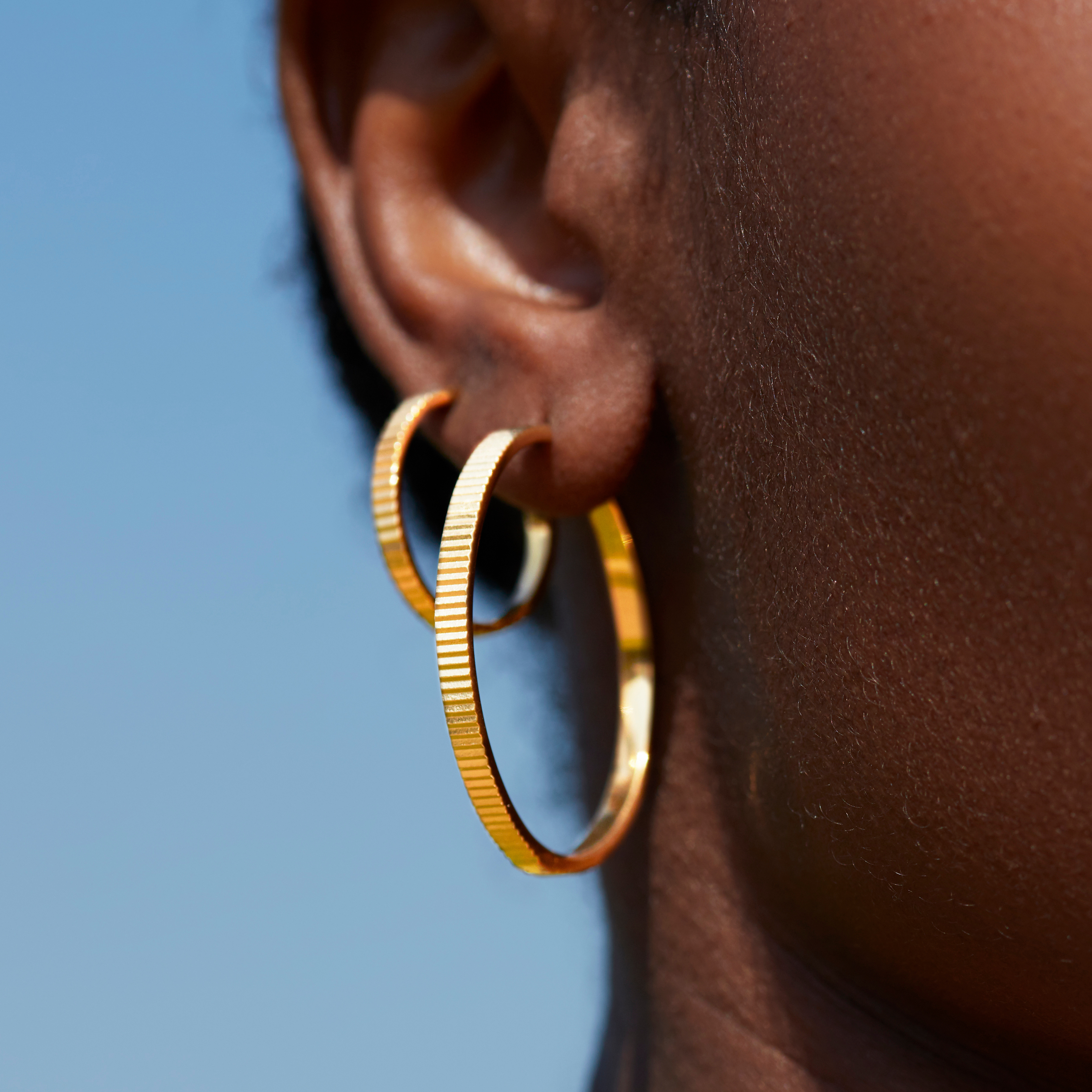 Disco Small Hoop Earrings in 18k Gold Vermeil on Sterling