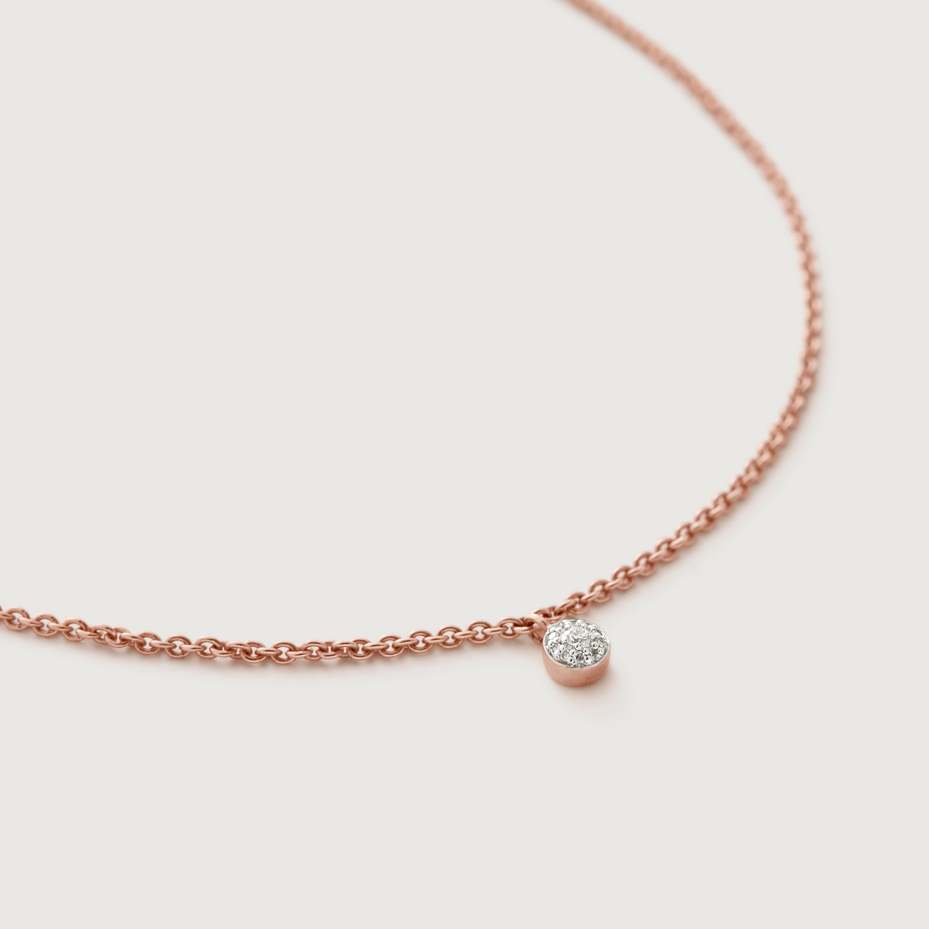 Fiji Tiny Button Single Diamond 
