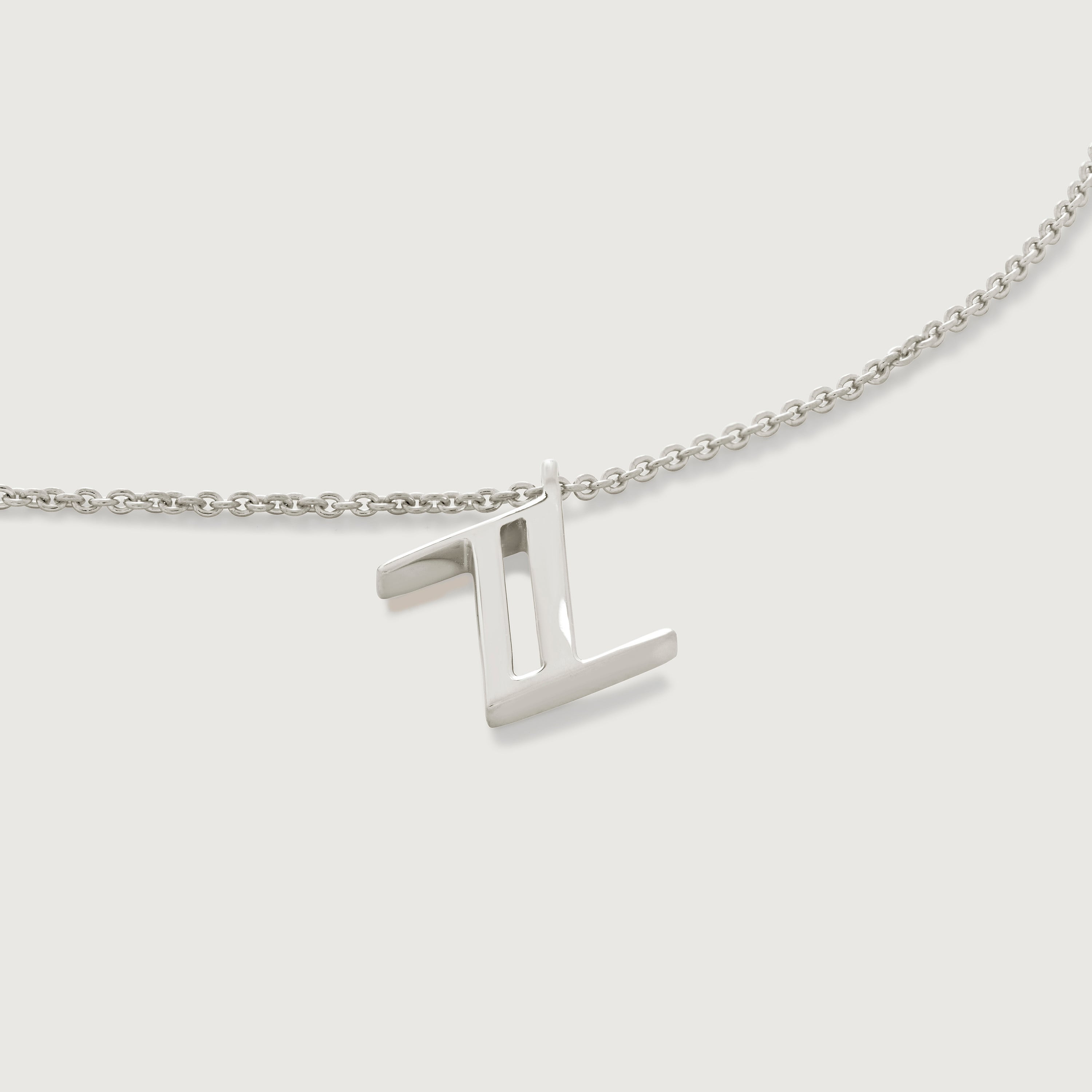 あるじゃん / AG FACTORY Silver Necklace (L) Initial Z Chain Necklace in Sterling Silver | Jewellery by Monica