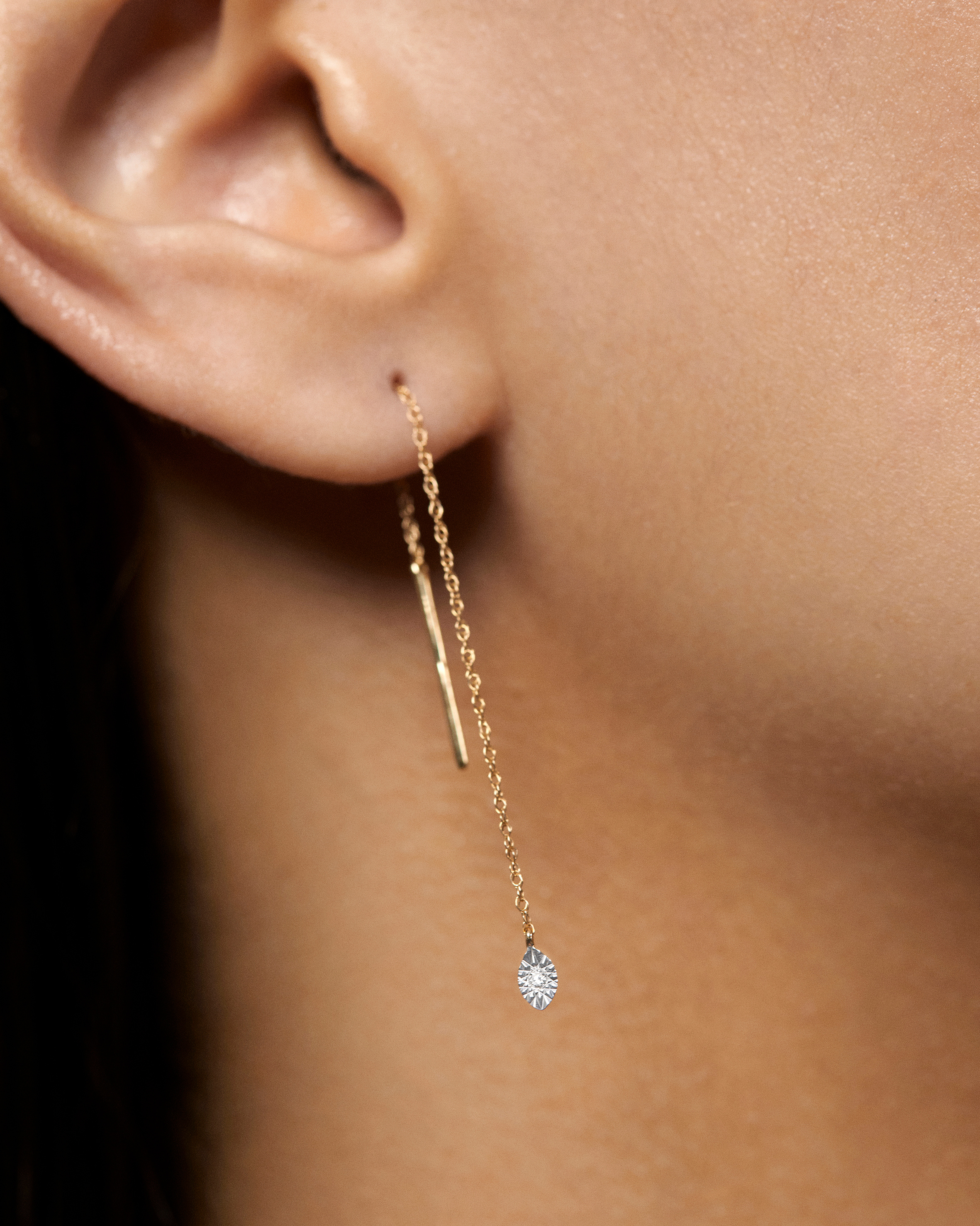 送料税込【AMY O】Micro Bezel Diamond Drop Threader Earrings Minimalist Double Micro-Diamond Threader Earrings, 14K Gold