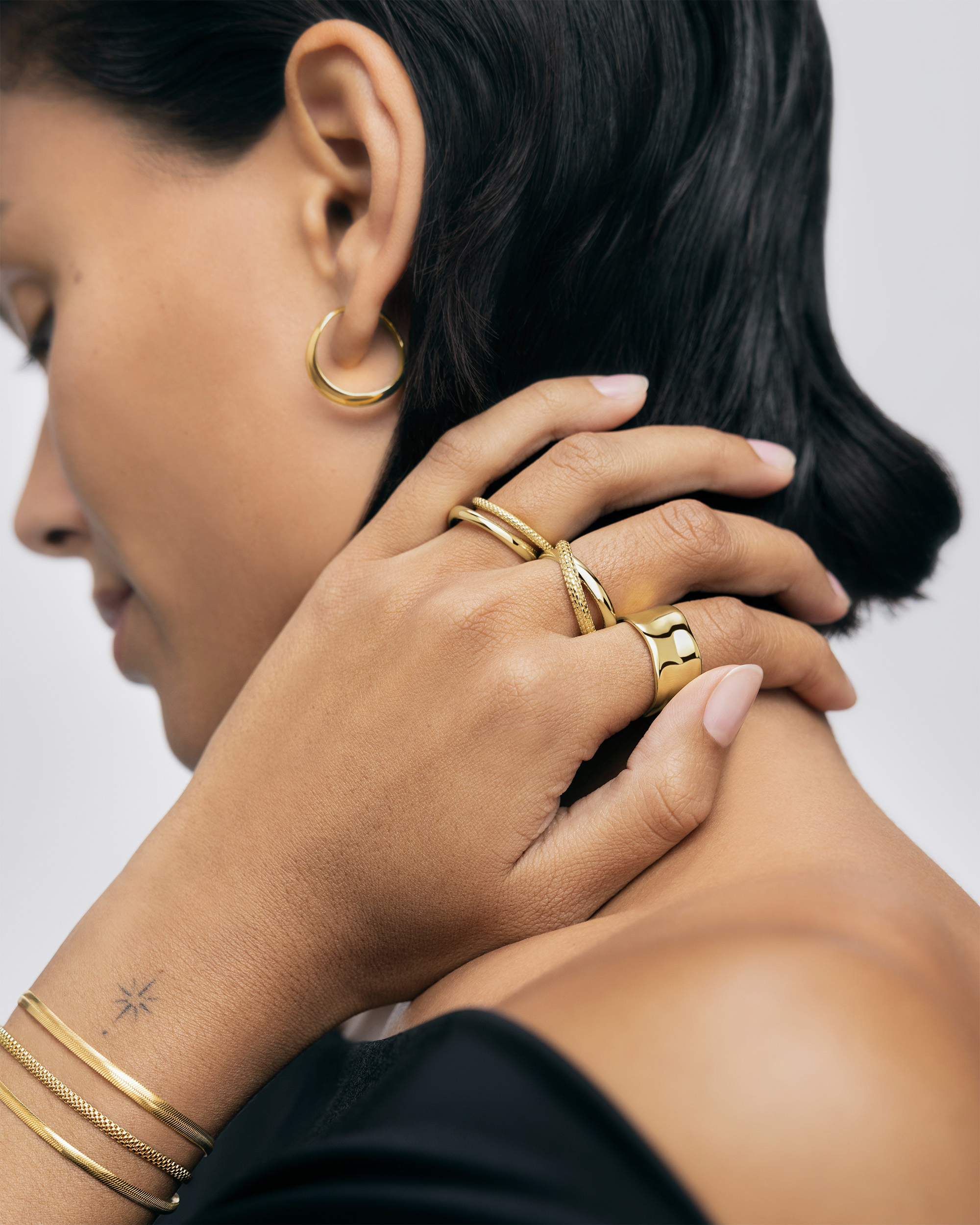 Monica Vinader ★ GP Nura Reef リング Nura Reef Stacking Ring in 18k Gold Vermeil on Sterling