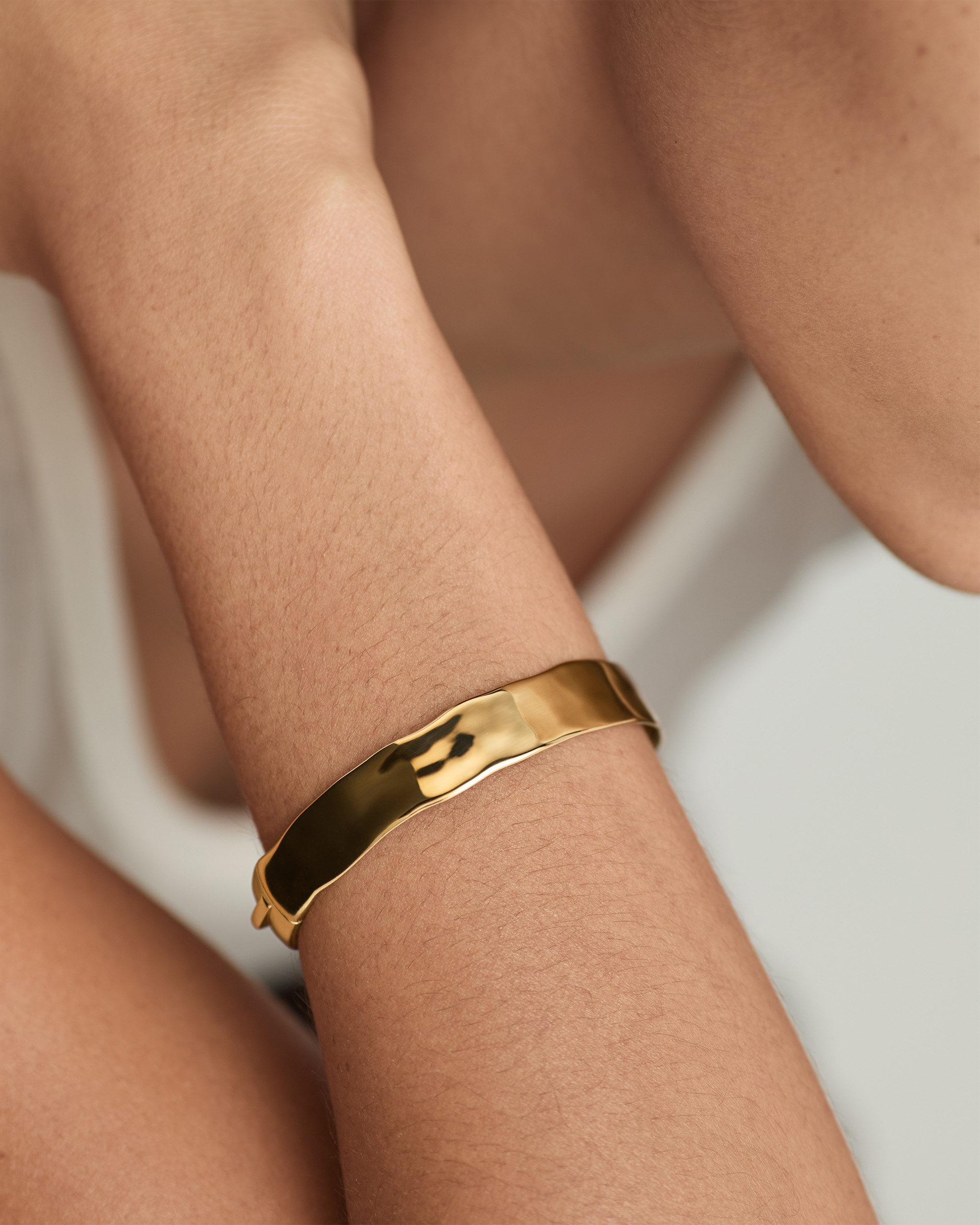 MV Siren™ Muse Bold Bangle in 18k Gold Vermeil on Sterling Silver