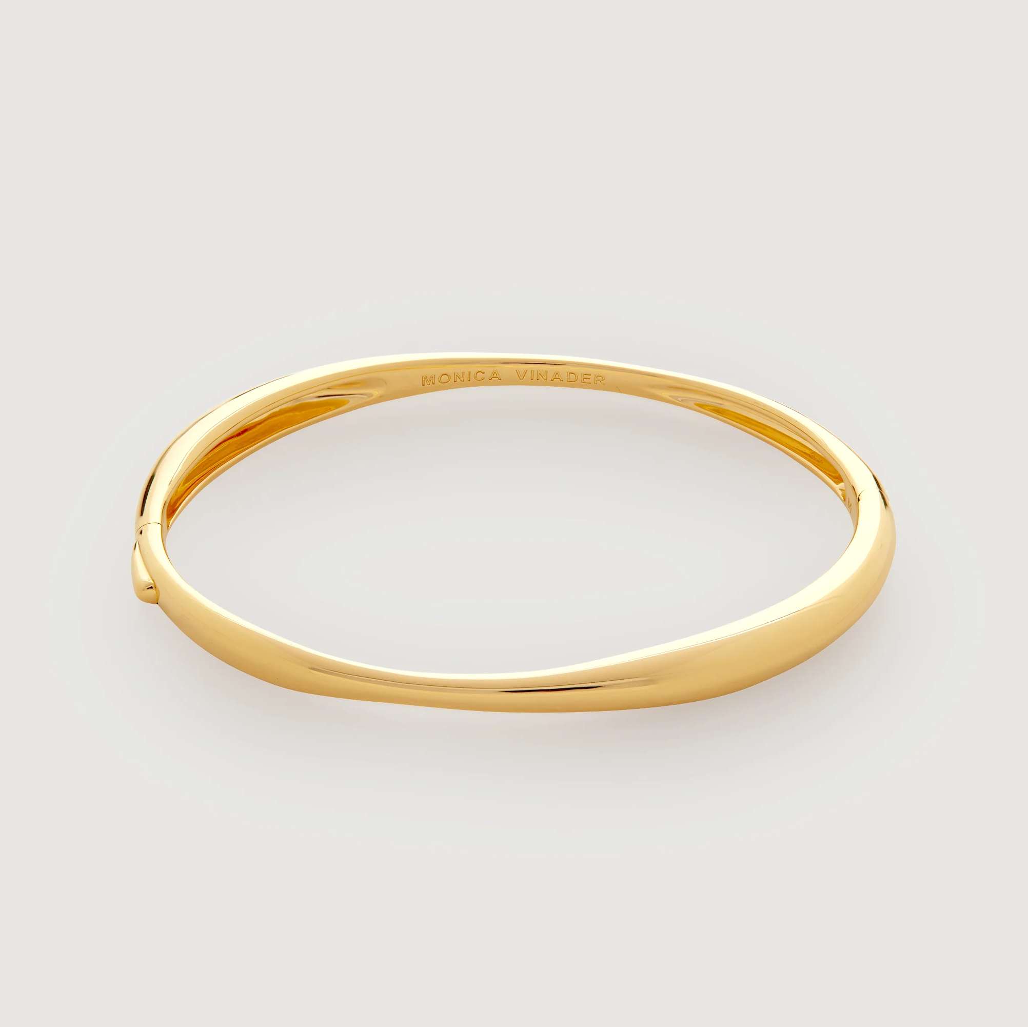 23610074-nurareef-f1.png