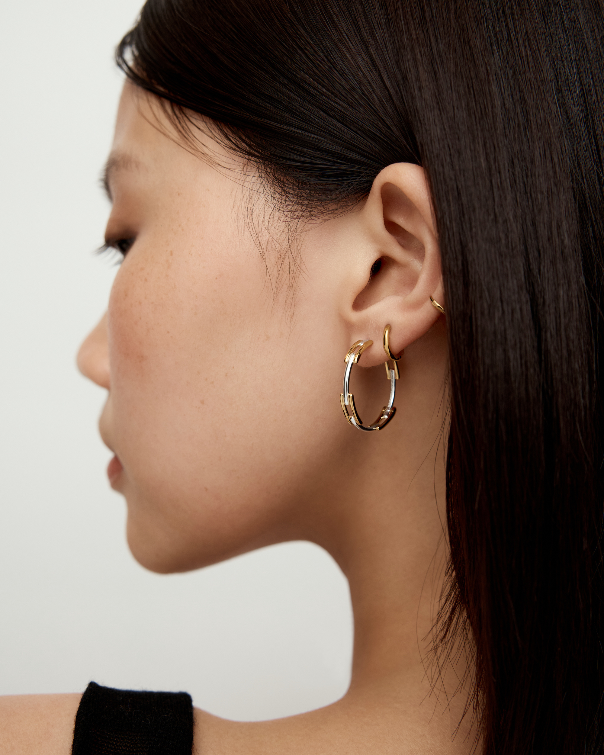 Signature Link Mixed Metal Medium Hoop Earrings in 18k Gold