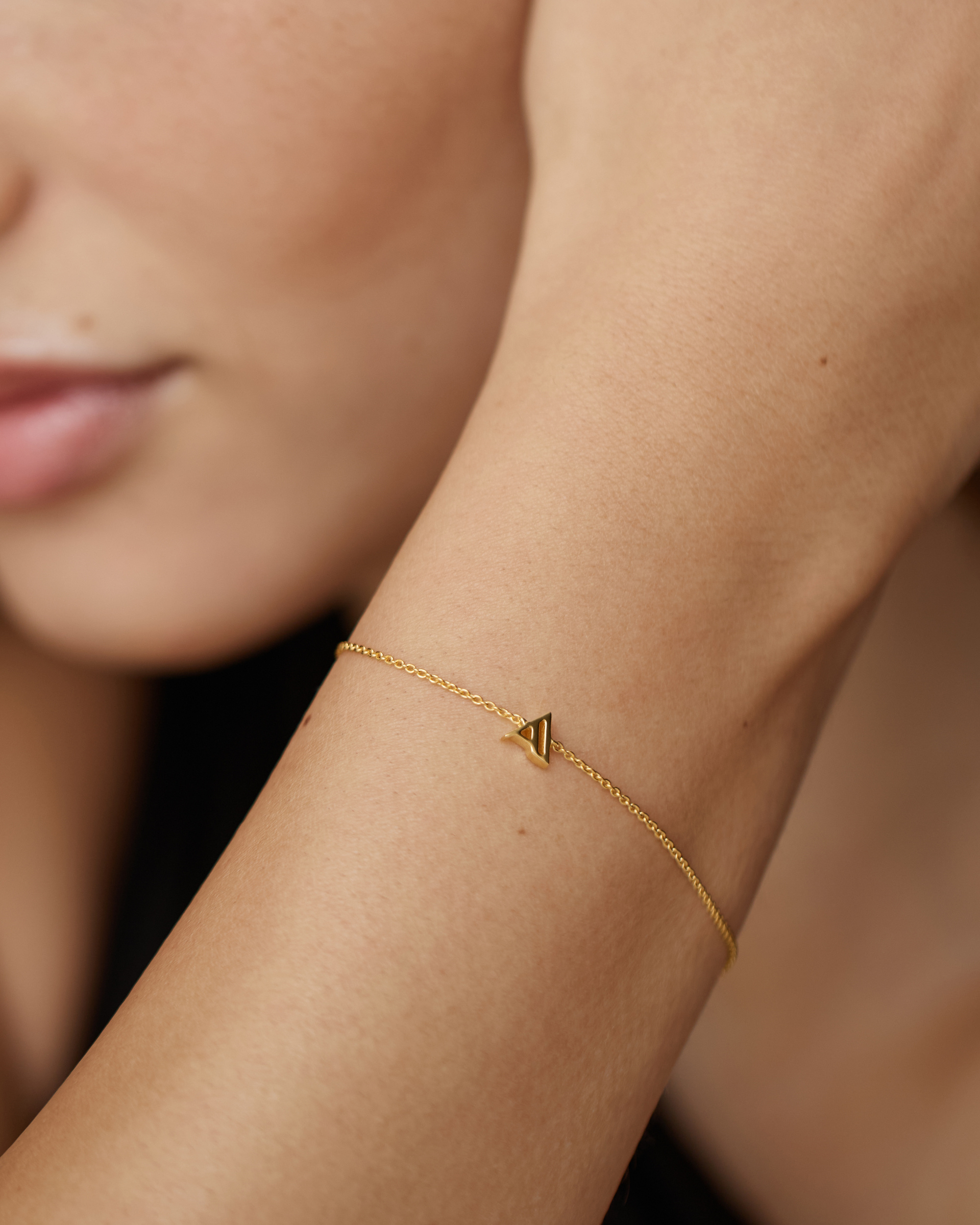 Initial Z Chain Bracelet in 18k Gold Vermeil on Sterling Silver