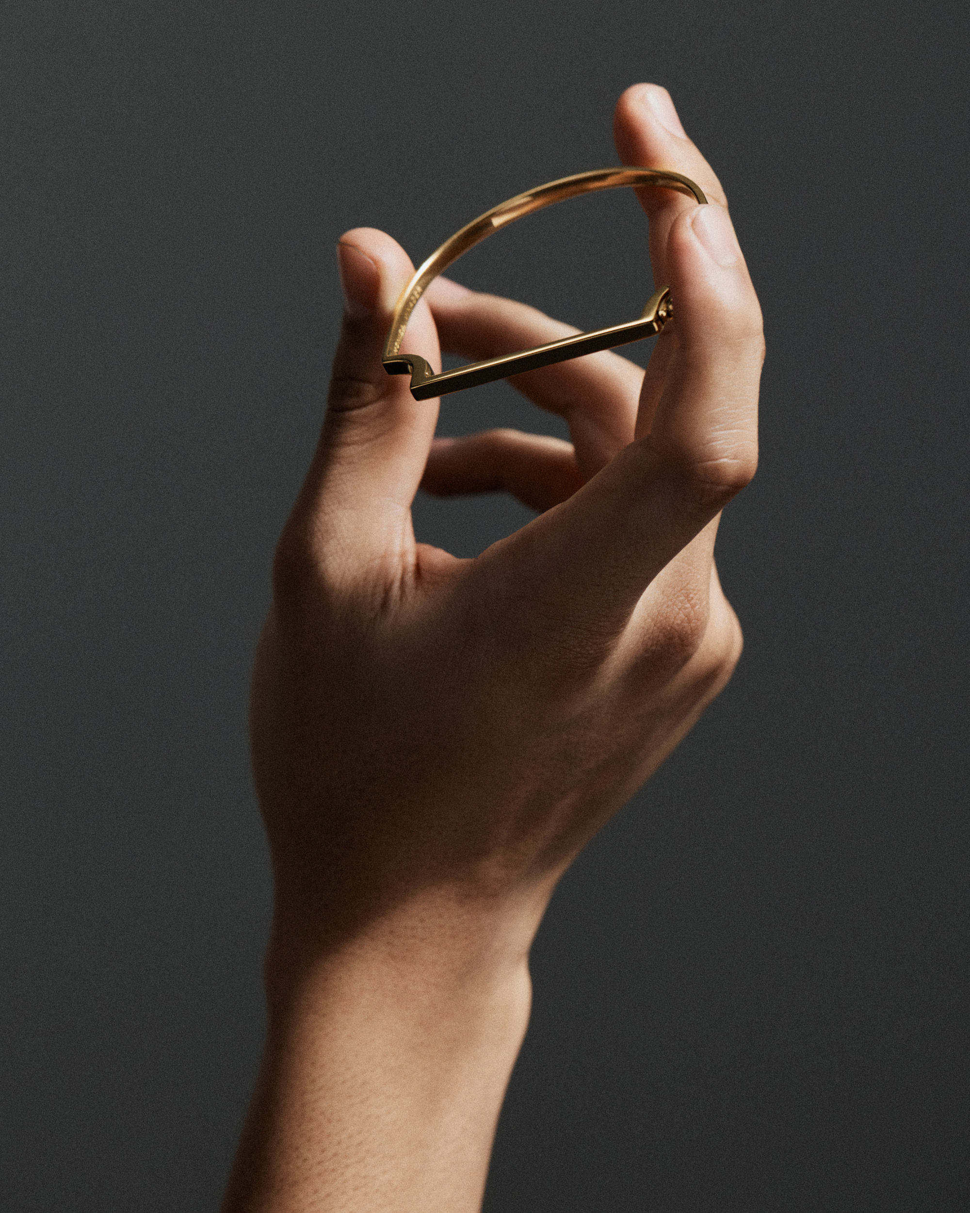 Signature Bangle in 18k Gold Vermeil on Sterling Silver