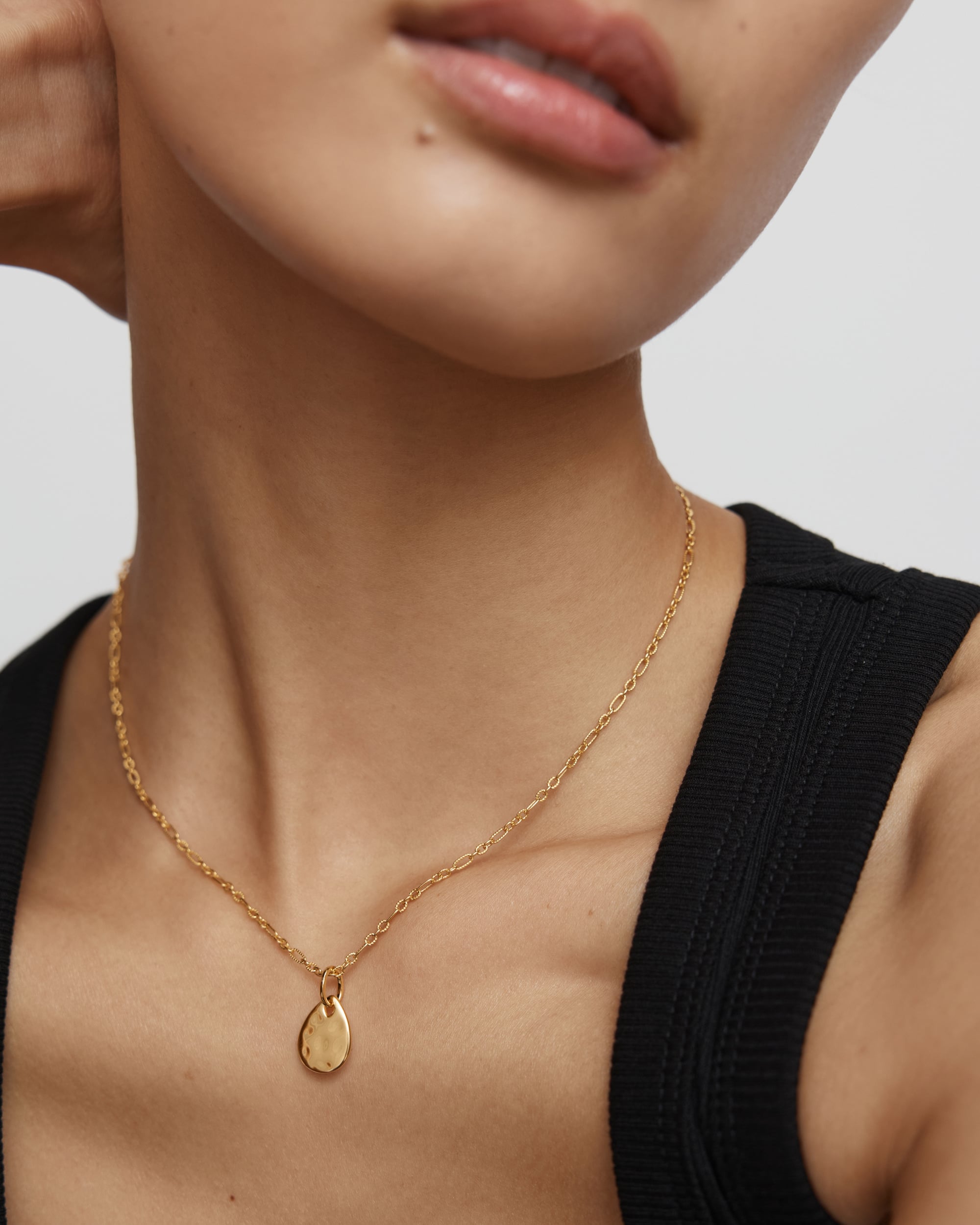 Ziggy Petal Pendant Textured Chain Necklace | Jewellery Sets