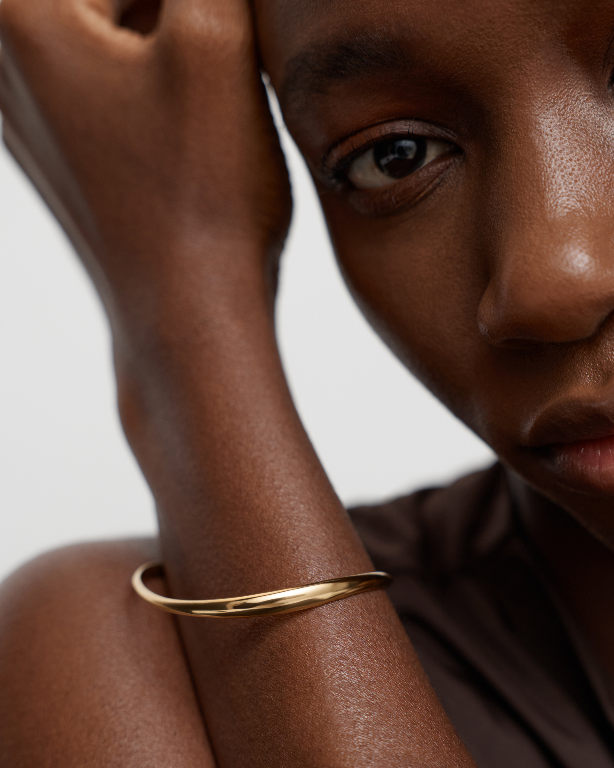 Swirl Bangle in 18k Gold Vermeil on Sterling Silver | Jewellery by