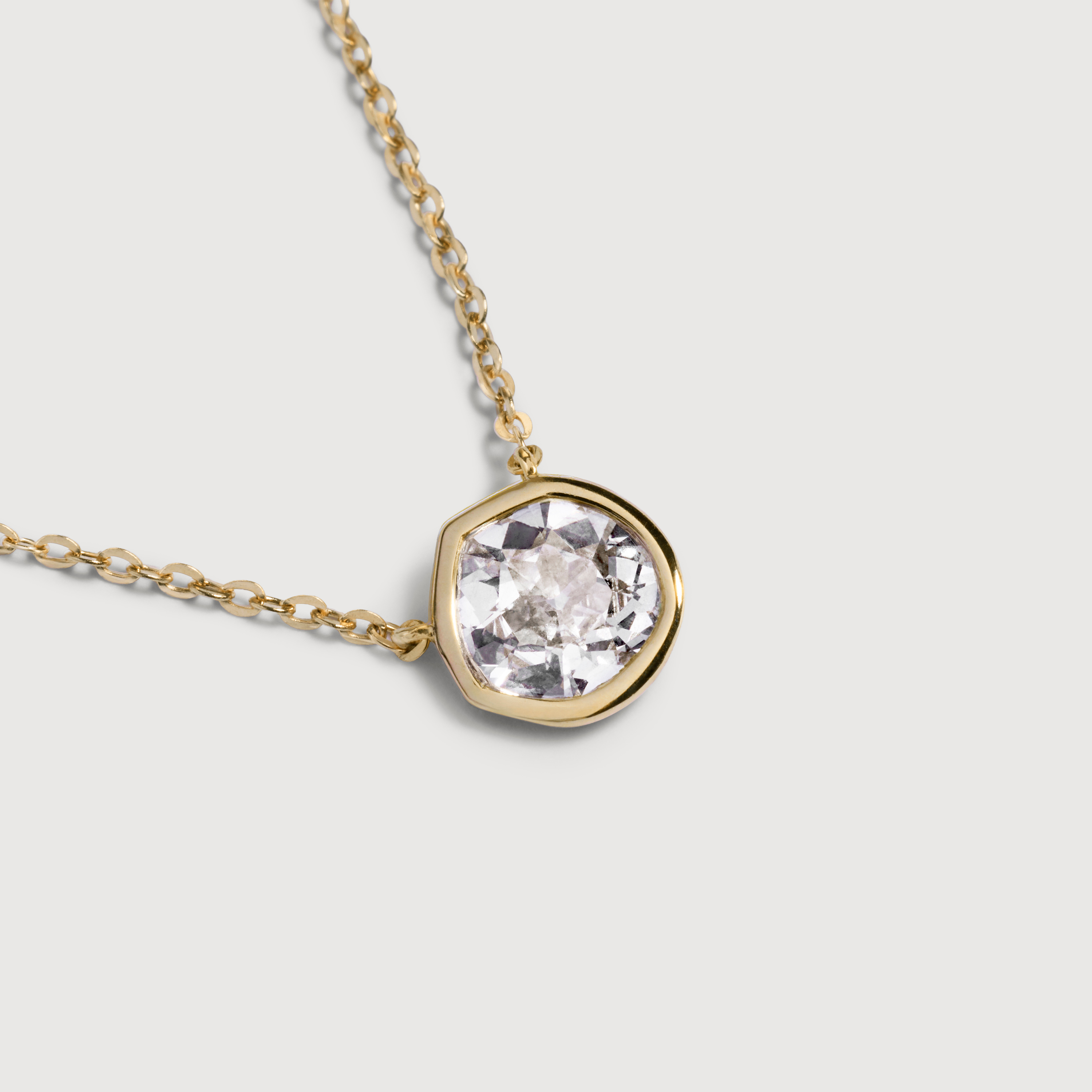 MV Siren™ Solitaire Diamond Necklace in 14k Solid Gold and Lab