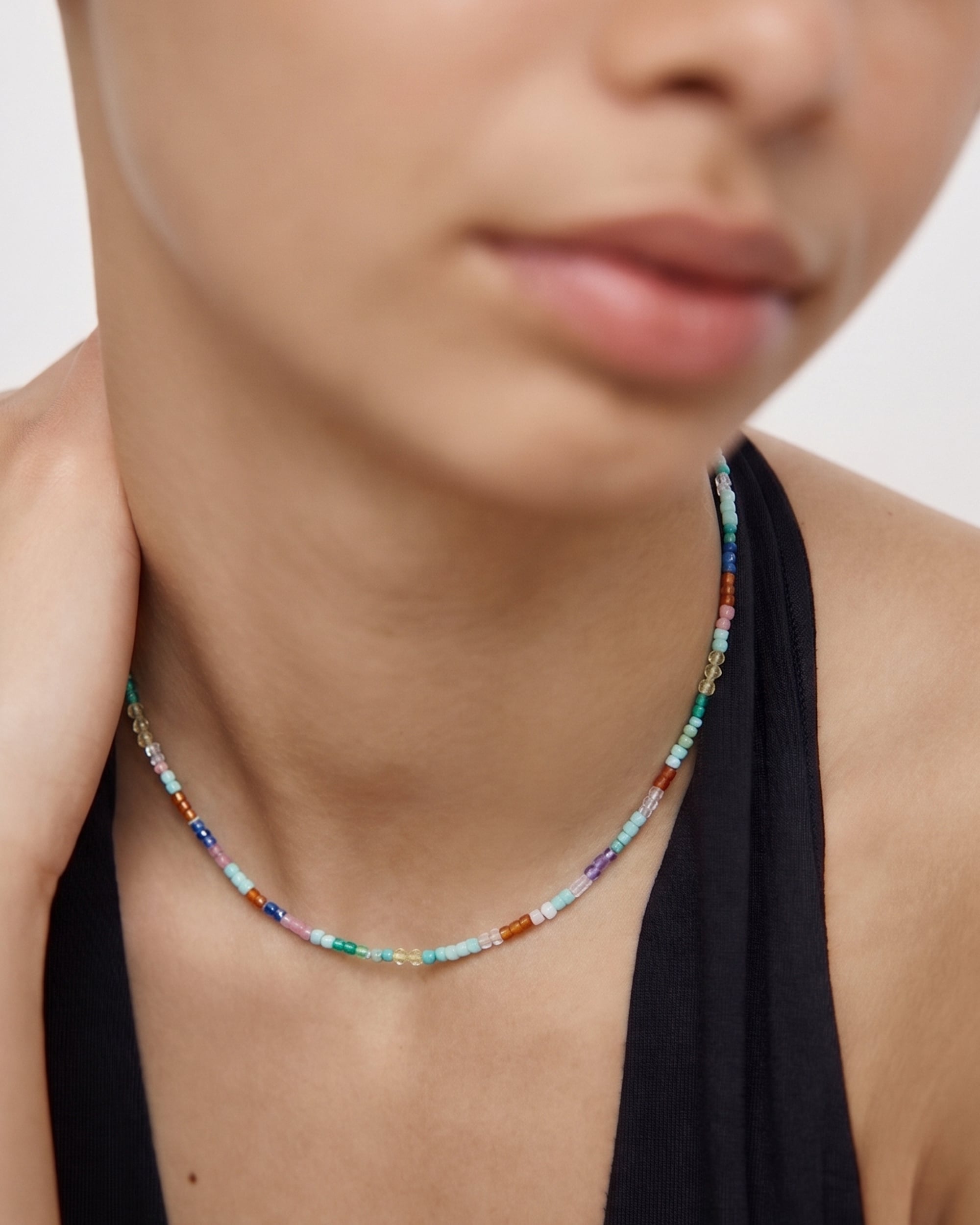 【Monica Vinader】Amulet Freedom ネックレス Freedom Mini Multi Gemstone Beaded Necklace in 18k Gold Vermeil on