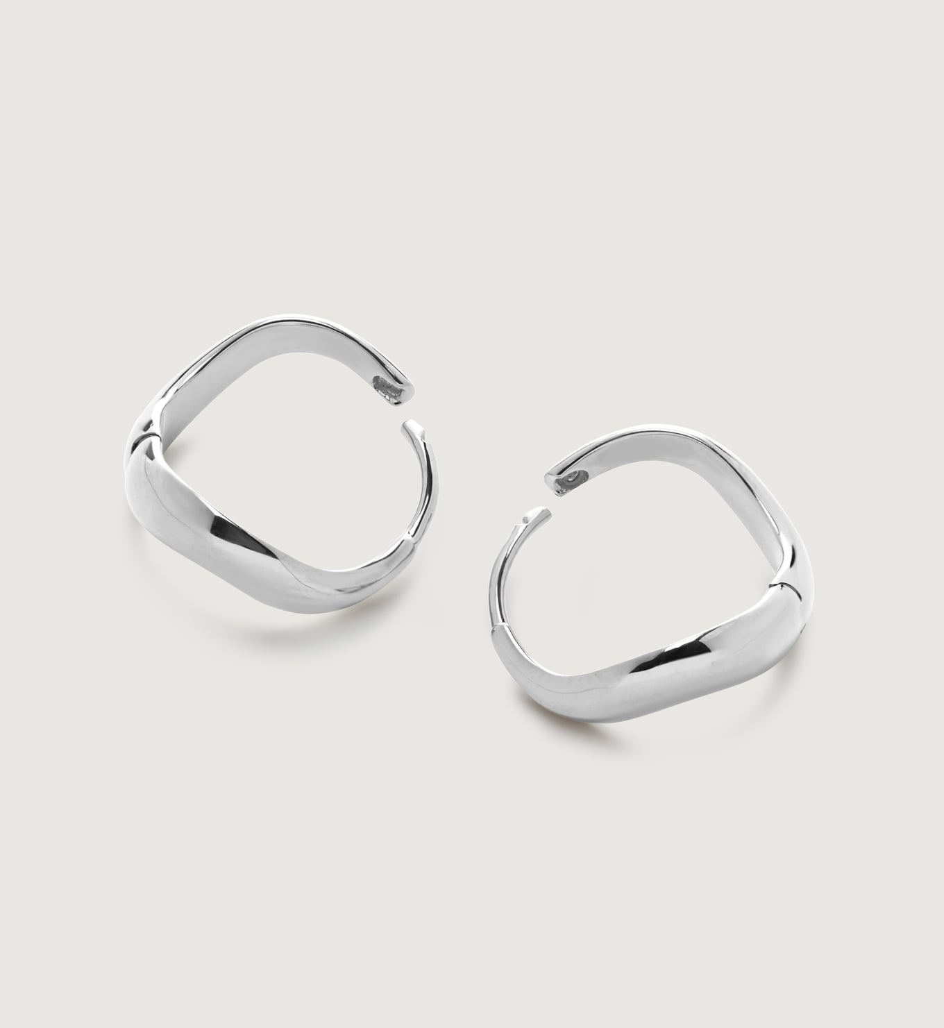 Power Medium Hoop Earrings in 18k Gold Vermeil on Sterling Silver