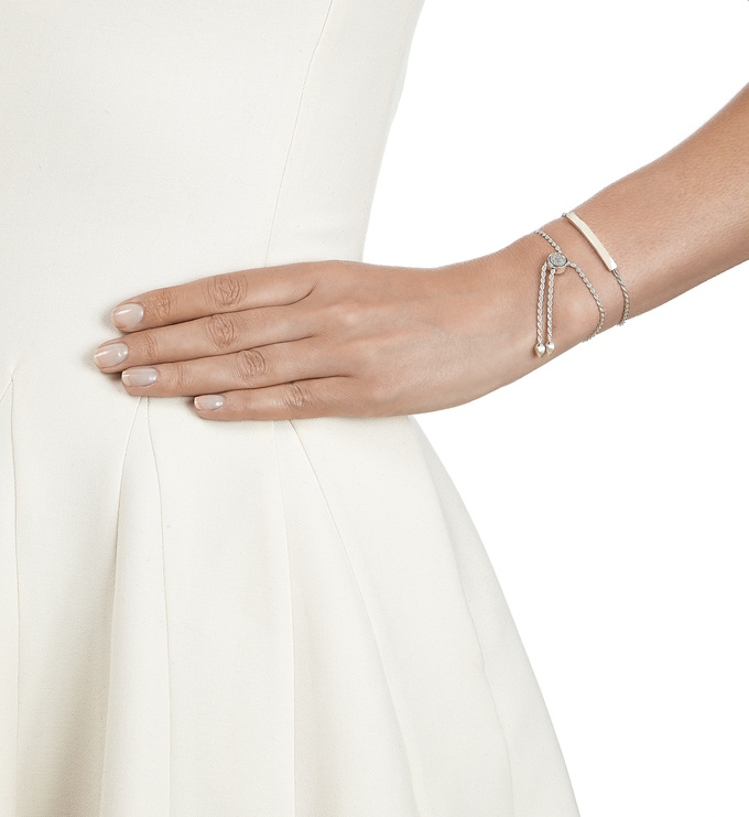 Linear Diamond Toggle Chain Bracelet Model