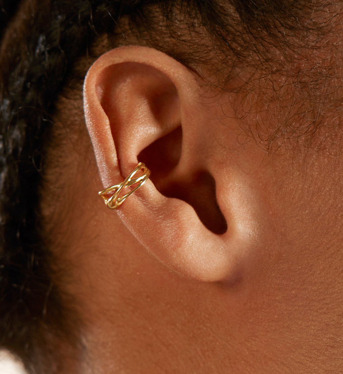 thumbnail interactive-video image 1 of 18K Gold Plated 925 Sterling Silver Ear Cuff - Wide Band Wrap, Clip-On Style, No Stone (Unbranded) 1 of 6