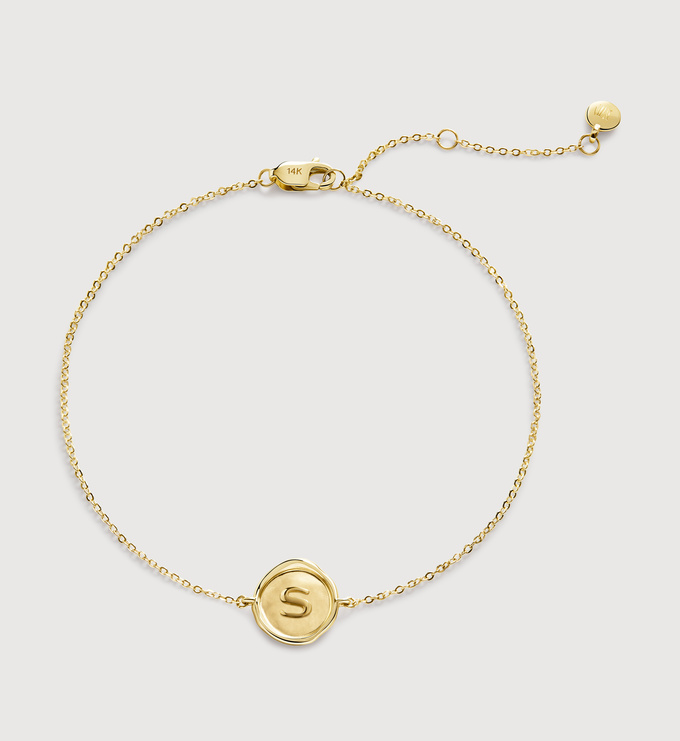 Gold Mini Initial Stamp S Chain Bracelet - Monica Vinader