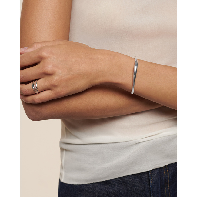 Nura Reef Bangle in Sterling Silver | Jewellery by Monica Vinader US