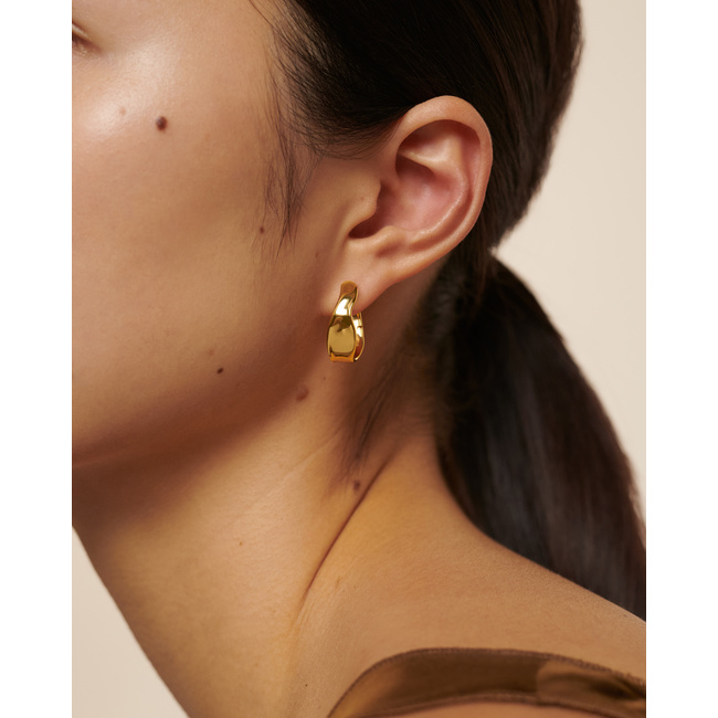 Wave Medium Hoop Earrings in 18k Gold Vermeil on Sterling Silver